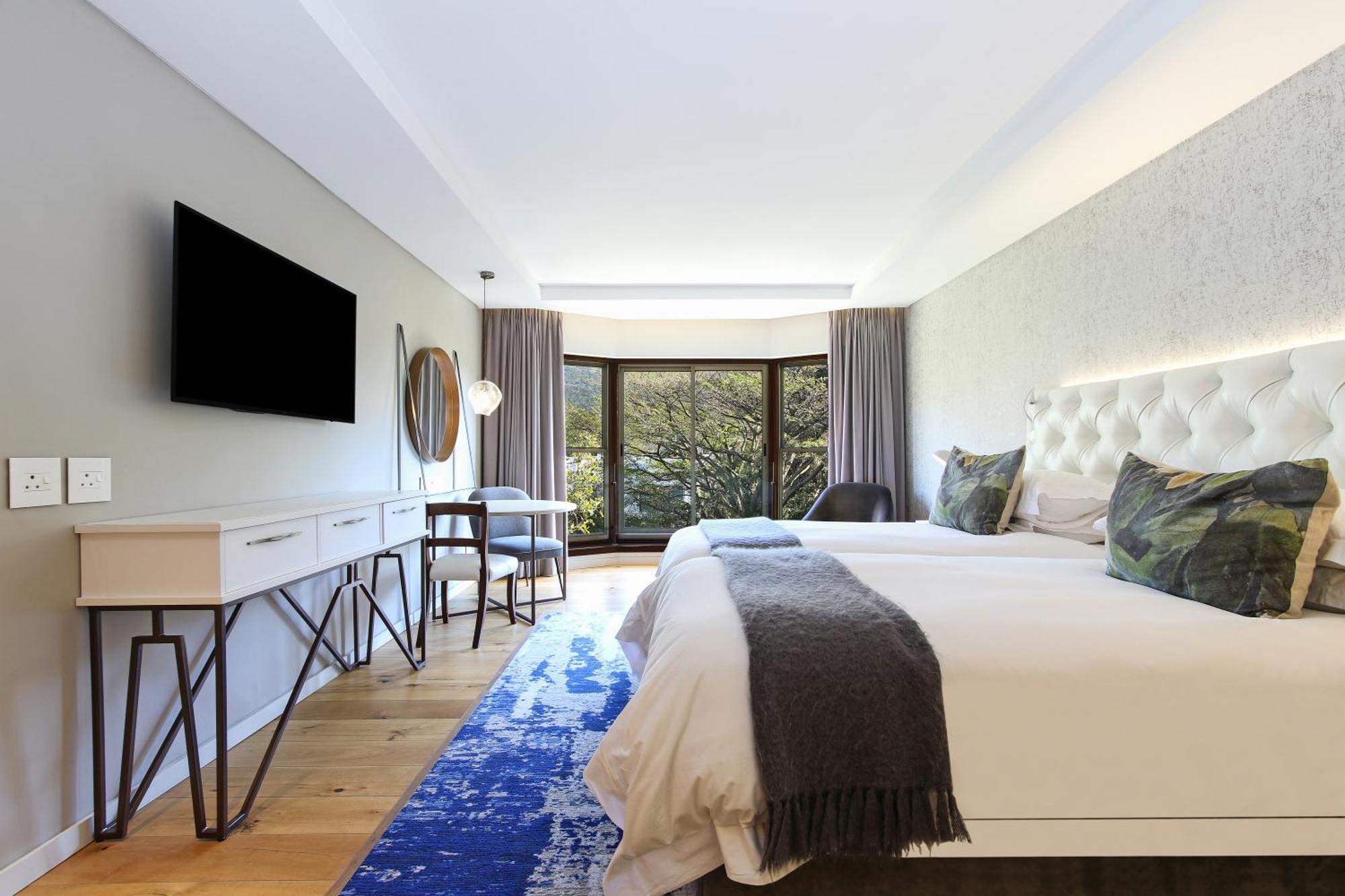 Vineyard 4* Cape Town